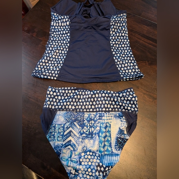 Tommy Bahama IslandActive Patchwork Tankini Set, Women's Small - Picture 6 of 6